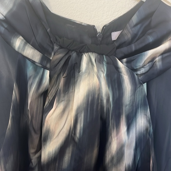 H&M twist front fall tank - Picture 3 of 4